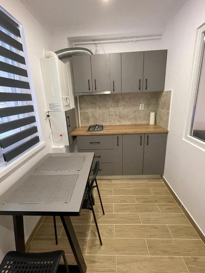 Militari Comfort Apartment Roşu Esterno foto